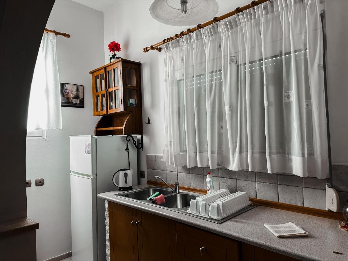 Theonia Villas Pefki Екстериор снимка