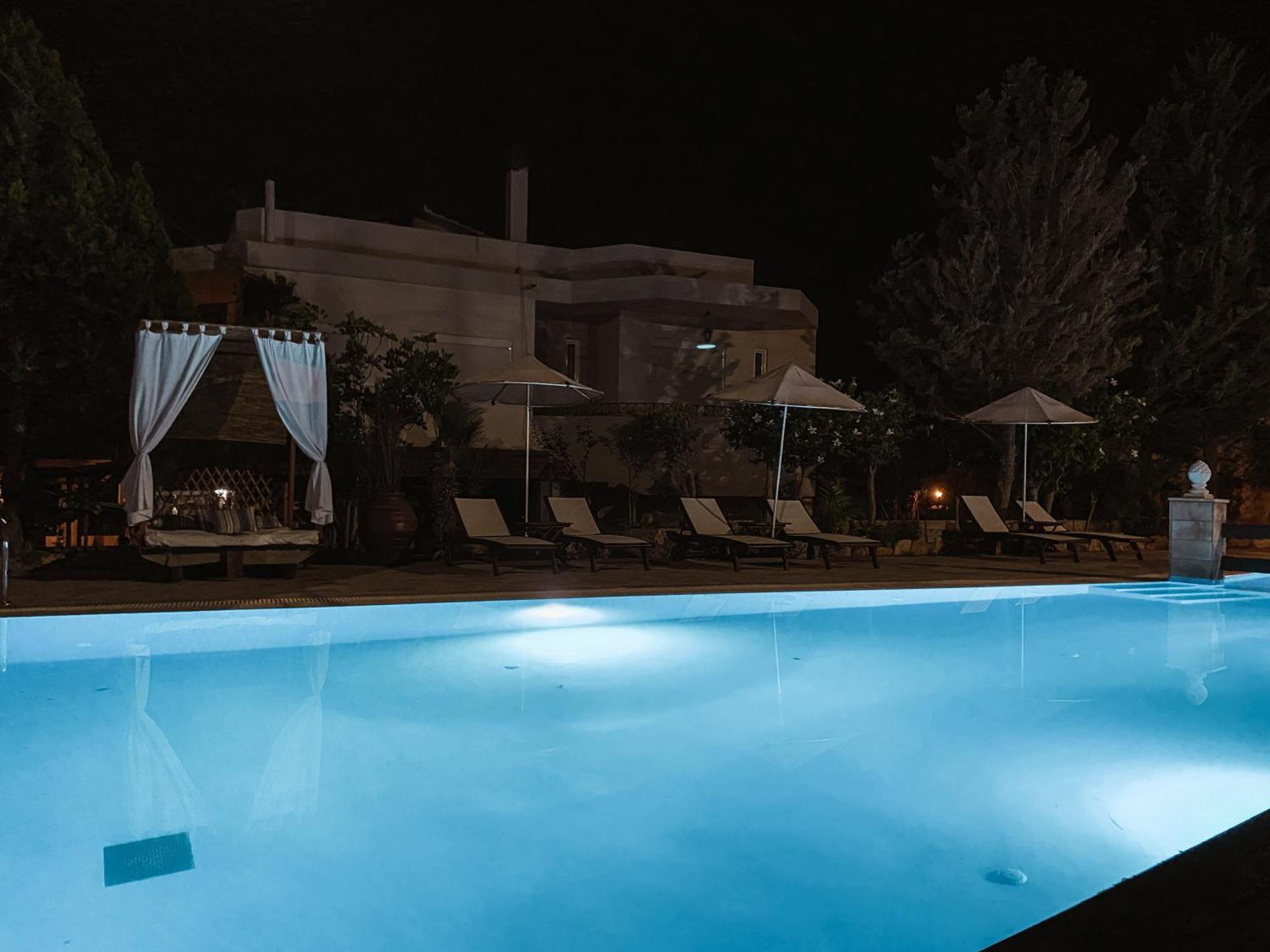 Theonia Villas Pefki Екстериор снимка